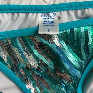 Venus bikini with Sequins size 6. Blue.